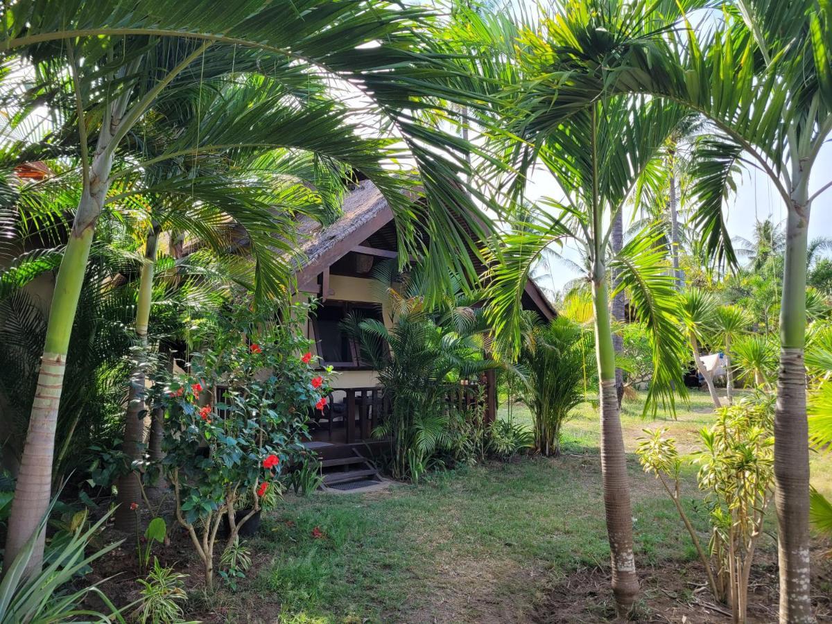Rumah Sunyi Гили Траванган Экстерьер фото